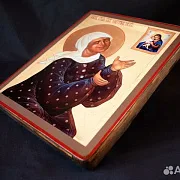 Икона деревянная "Святая Матрона" — оригинальный подарок — фотография 4